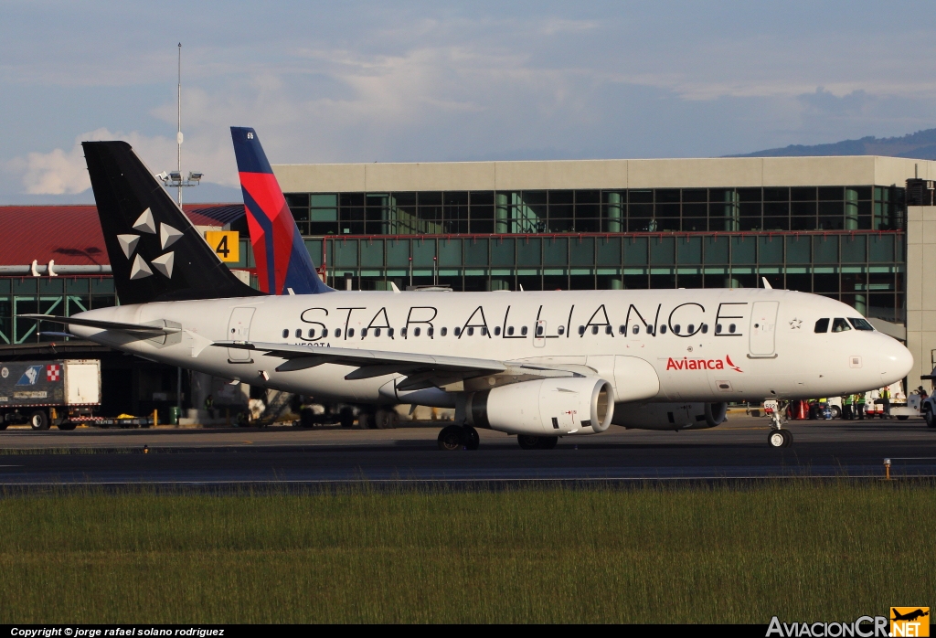 N522TA - Airbus A319-132 - Avianca