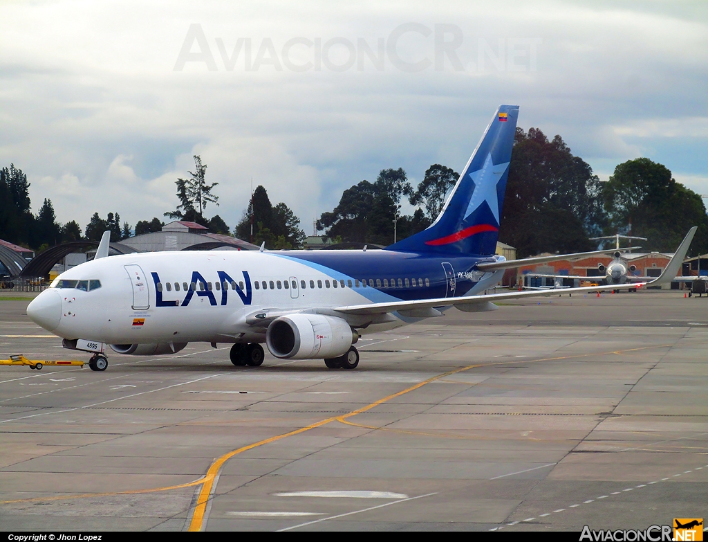 HK-4695 - Boeing 737-7Q8 - LAN Colombia