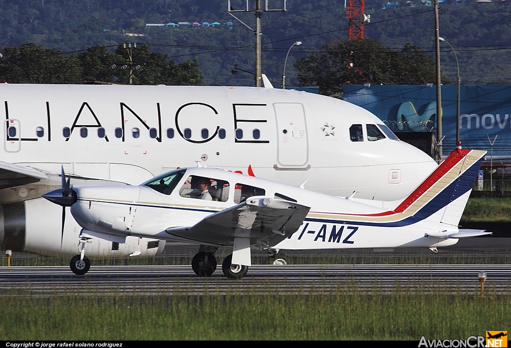 TI-AMZ - Piper PA-28R-200 Arrow - Privado