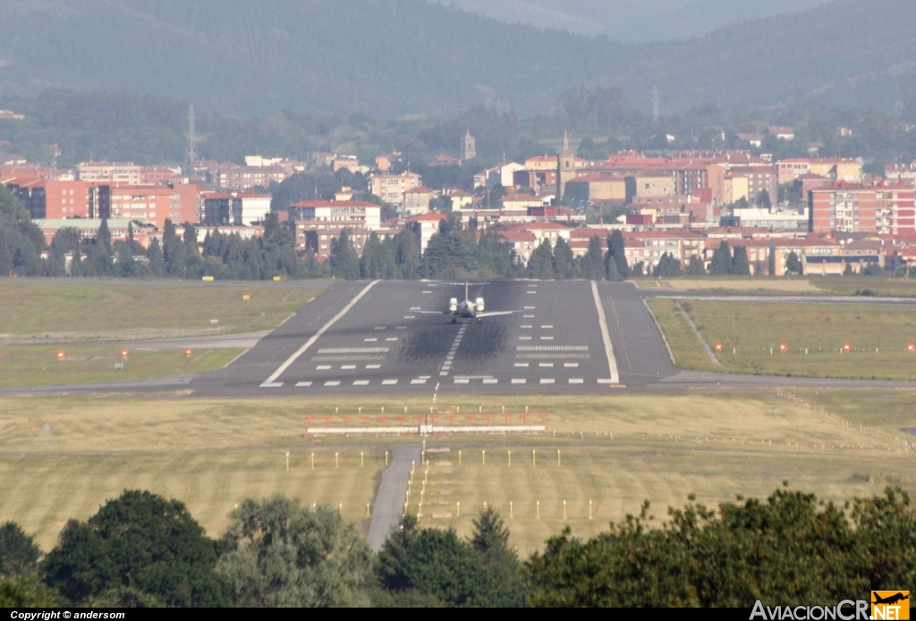 LEBB - Aeropuerto - Aeropuerto
