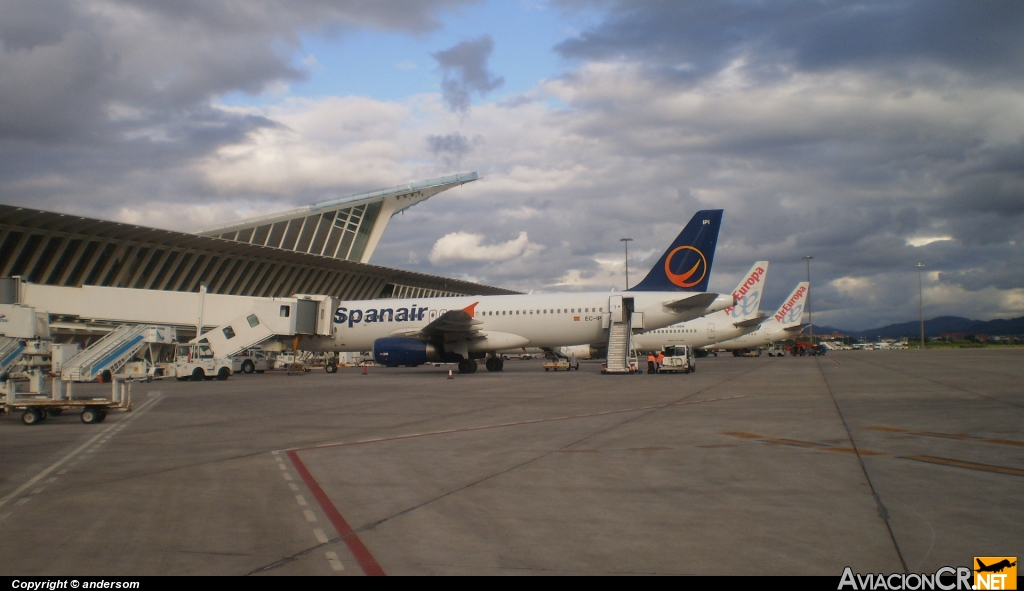 LEBB - Terminal - Aeropuerto