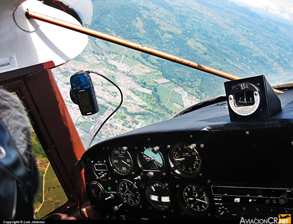 TI-ATK - Piper PA-20-125 Pacer - Privado