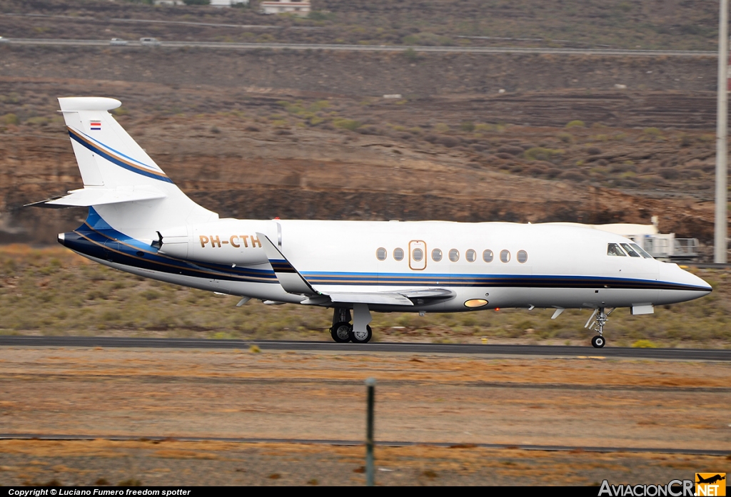 PH-CTH - Dassault Falcon 2000EX - Privado