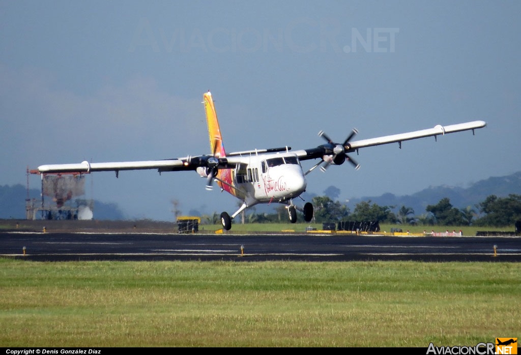 TI-AZD - De Havilland Canada DHC-6-300 Twin Otter - Nature Air