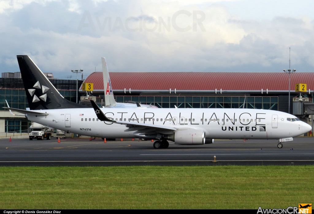 N76516 - Boeing 737-824 - United Airlines