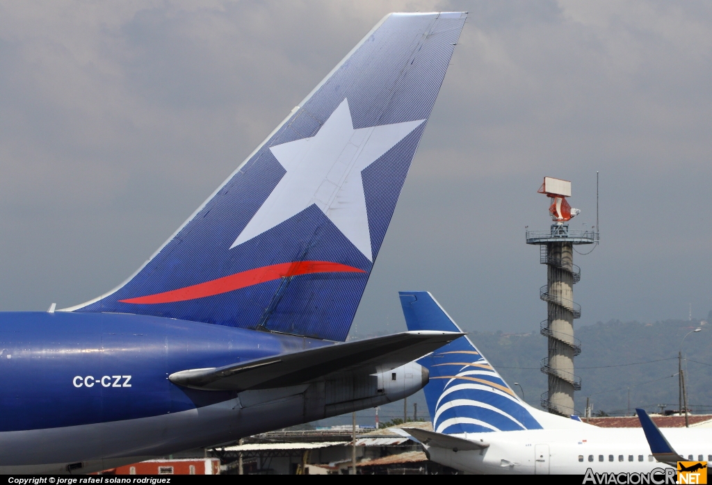 CC-CZZ - Boeing 767-316F(ER) - LAN Cargo