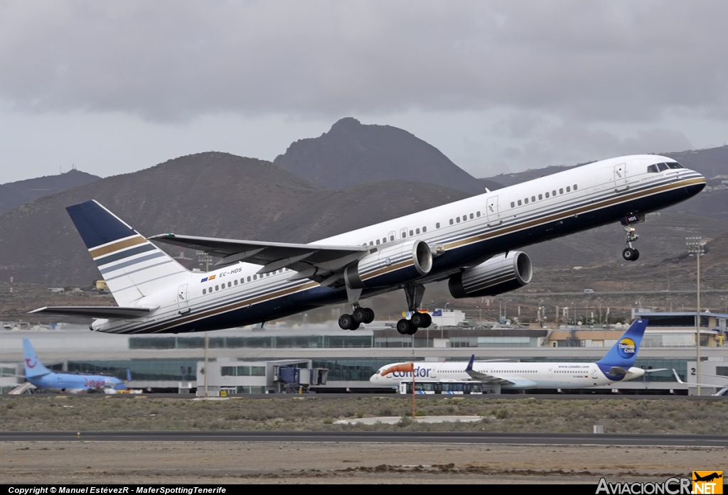 EC-HDS - Boeing 757-256 - Privilege Style