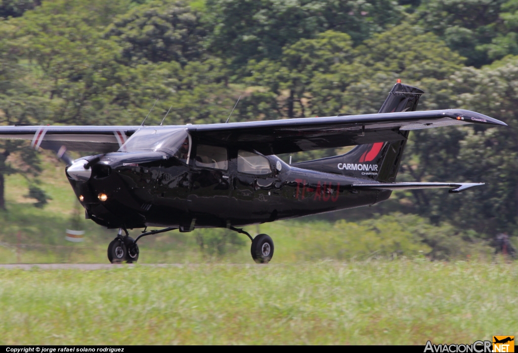 TI-AUJ - Cessna T210M Centurion II - Privado