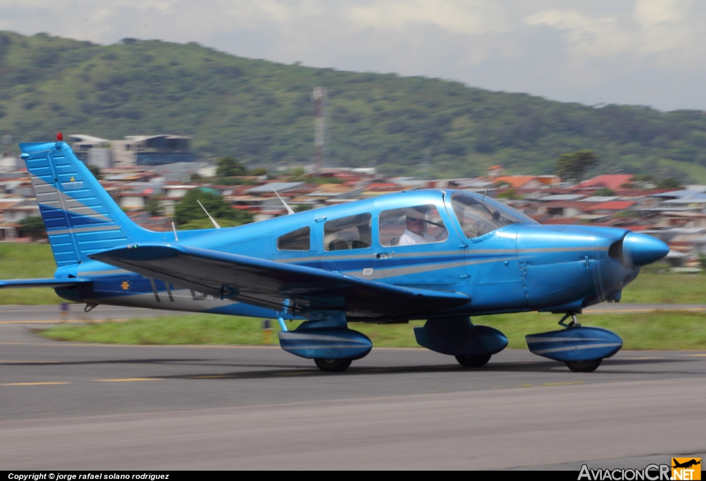 TI-BEZ - Piper PA-28-181 Archer II - CPEA - Escuela de Aviación