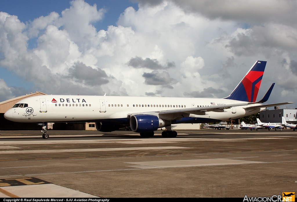 N709TW - Boeing 757-2Q8 - Delta Air Lines