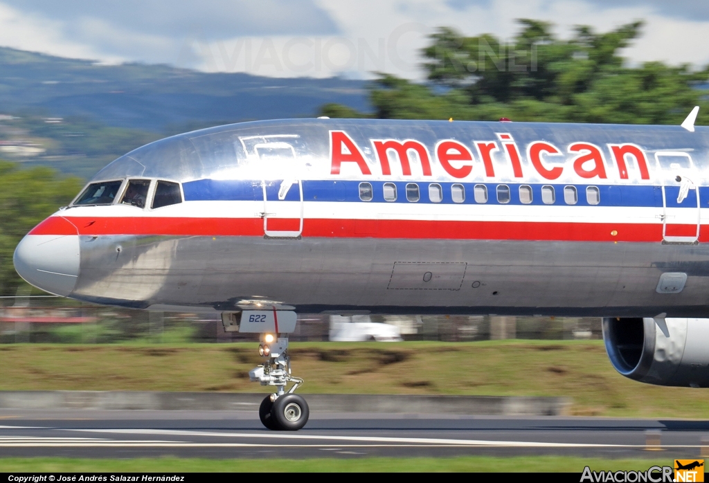 N622AA - Boeing 757-223 - American Airlines