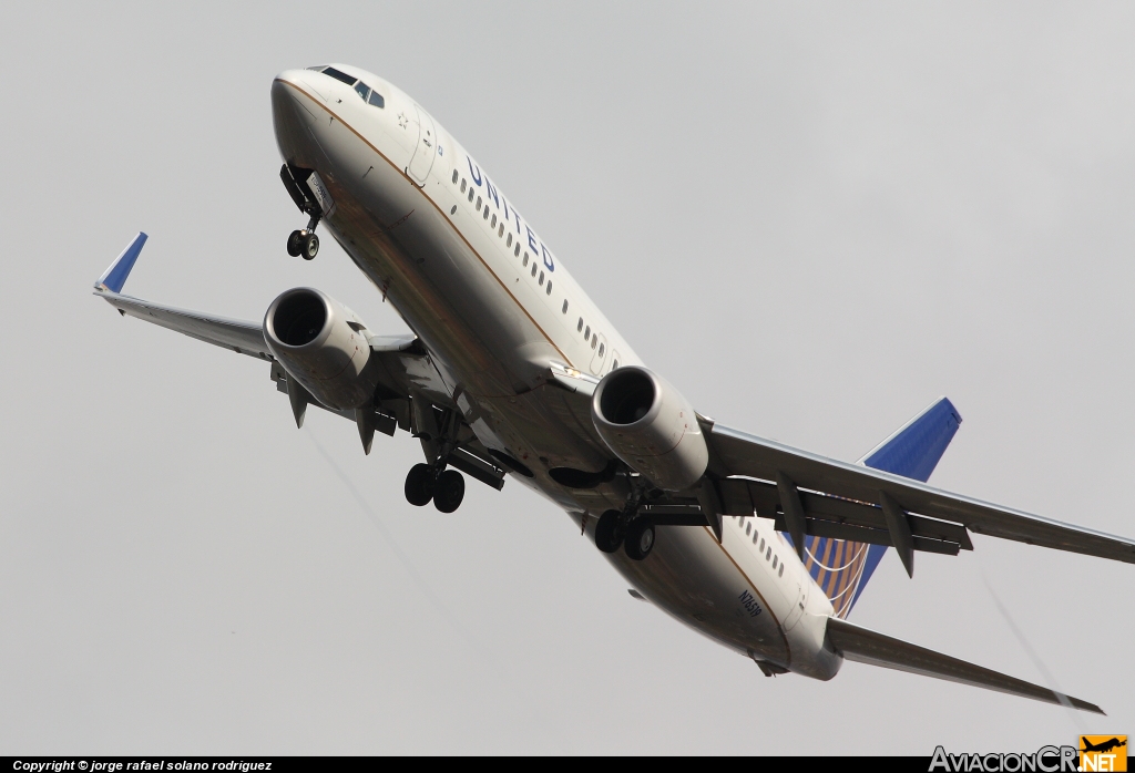 N76519 - Boeing 737-824 - United Airlines