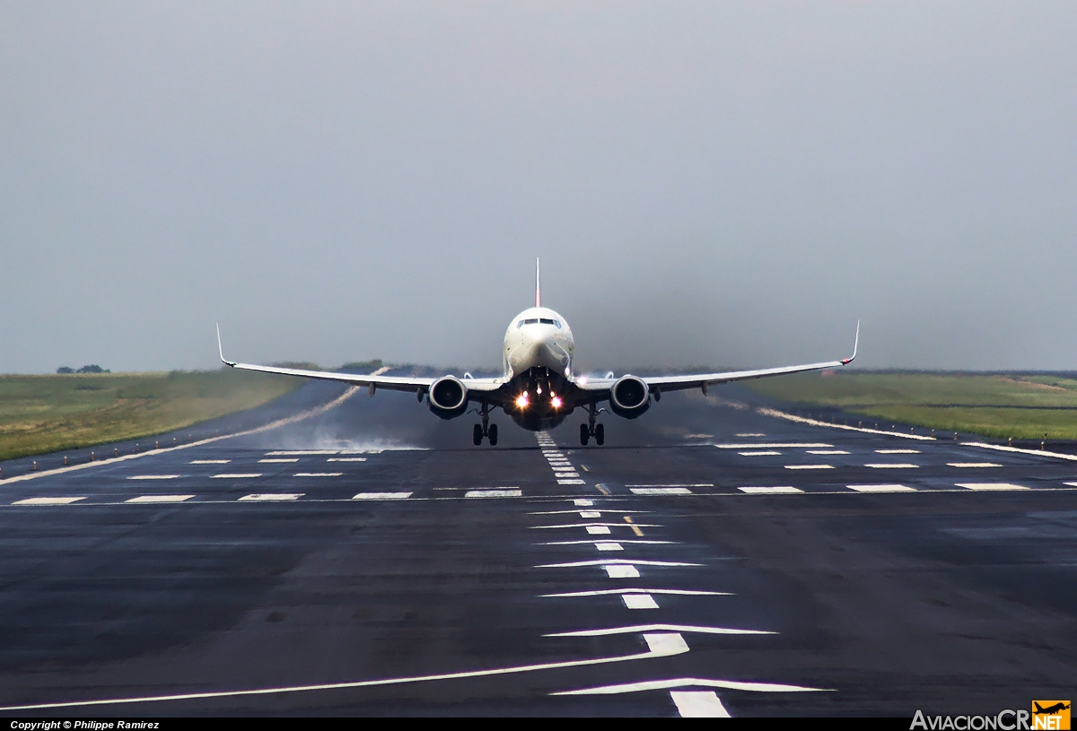 MROC - Aeropuerto - Pista