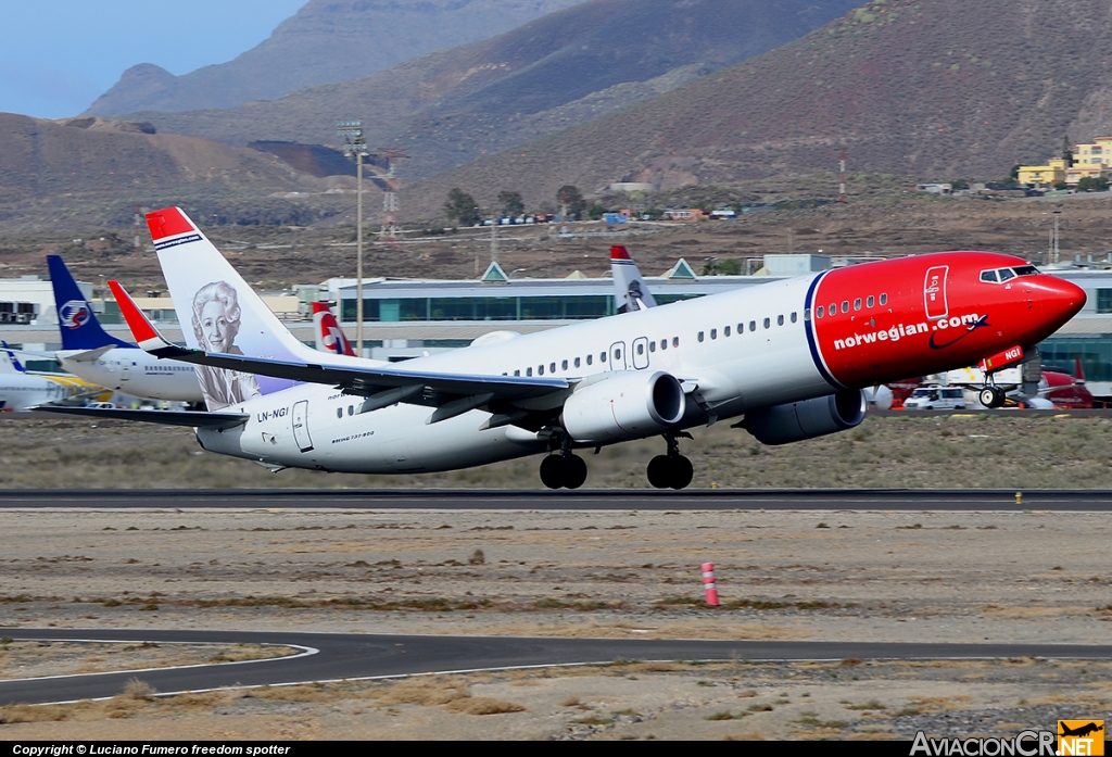 LN-NGI - Boeing	737-8JP/W - Norwegian Air Shuttle