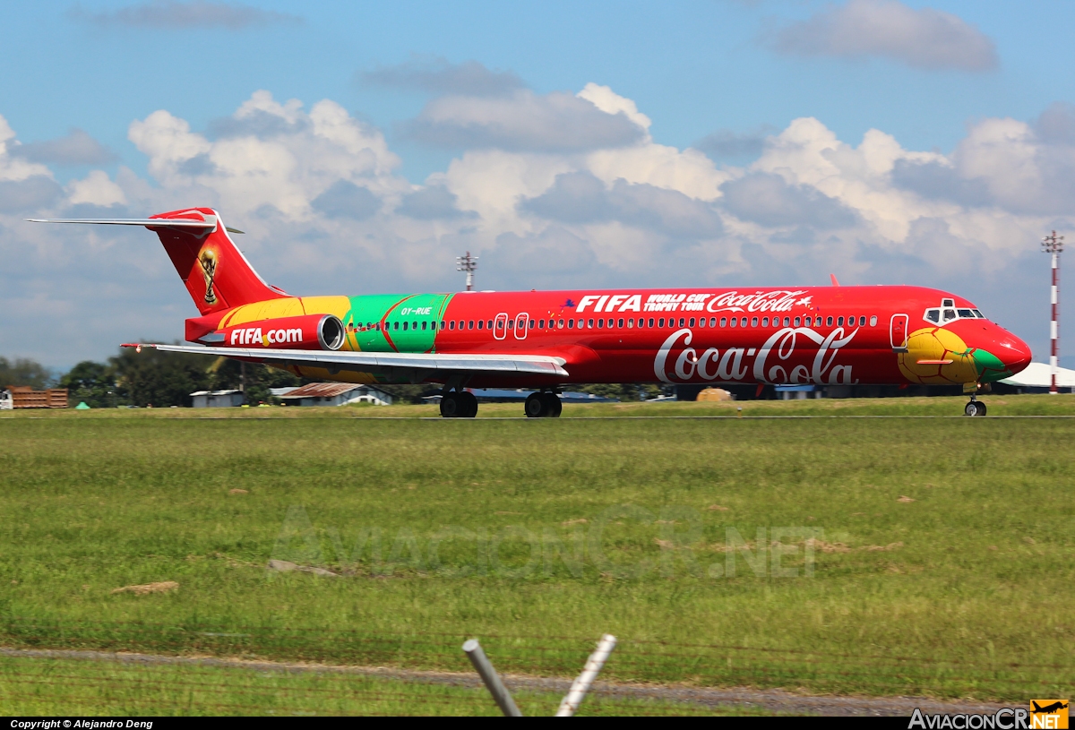 OY-RUE - McDonnell Douglas MD-83 (DC-9-83) - Danish Air Transport