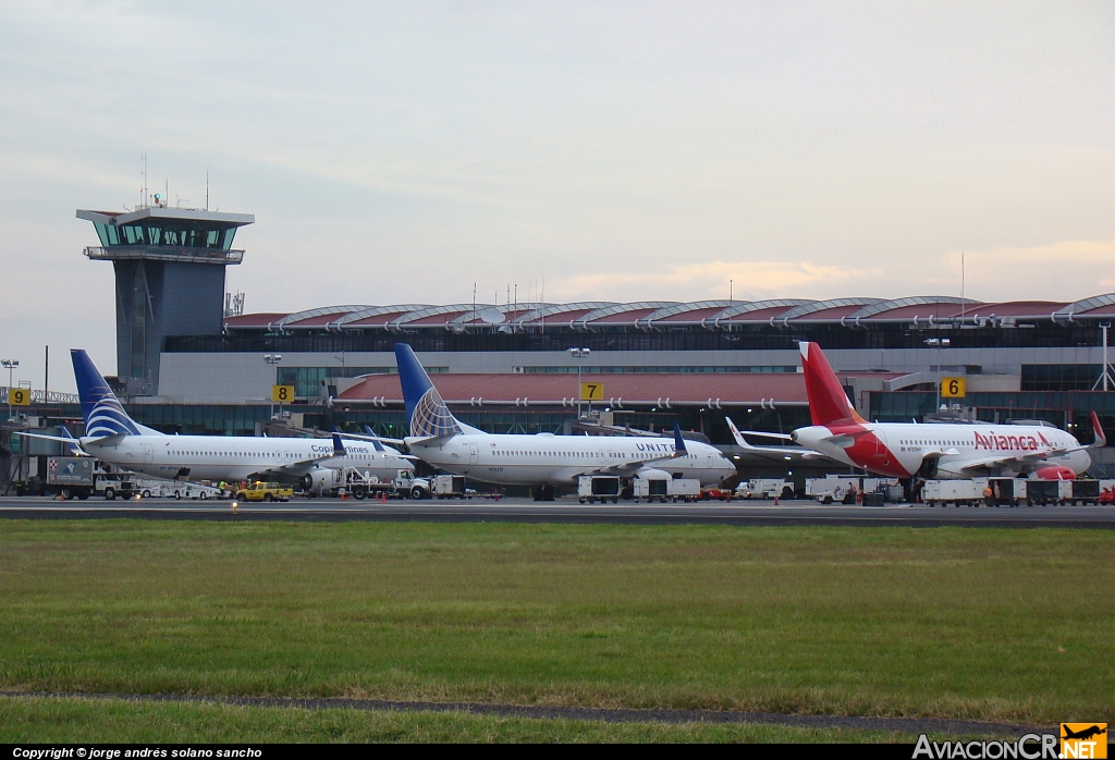 MROC - Aeropuerto - Rampa