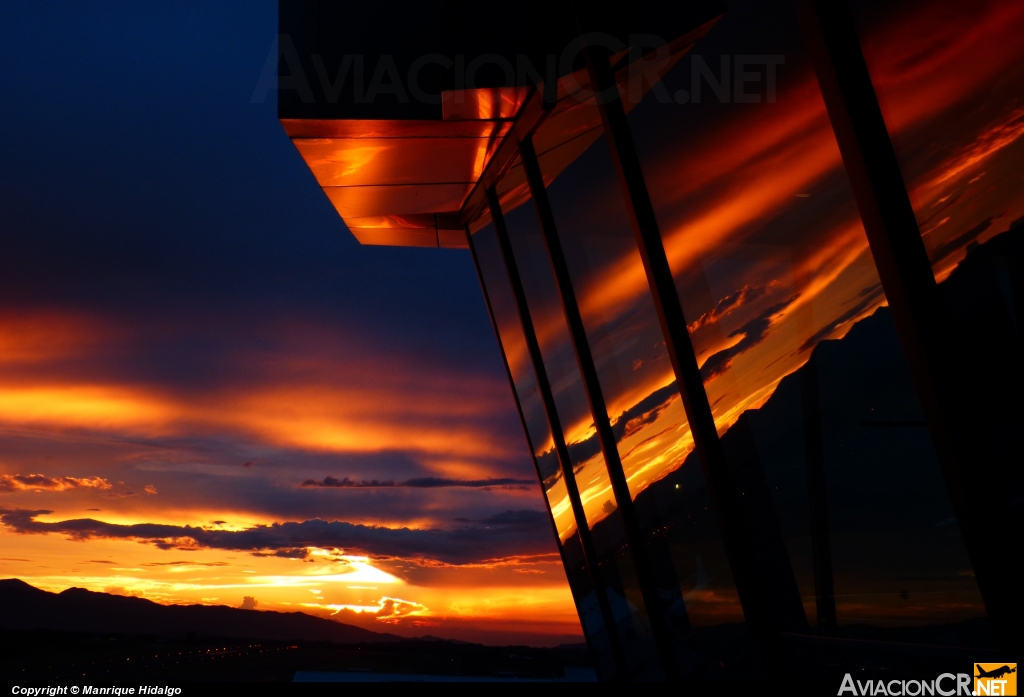 MROC - Aeropuerto - Torre de control