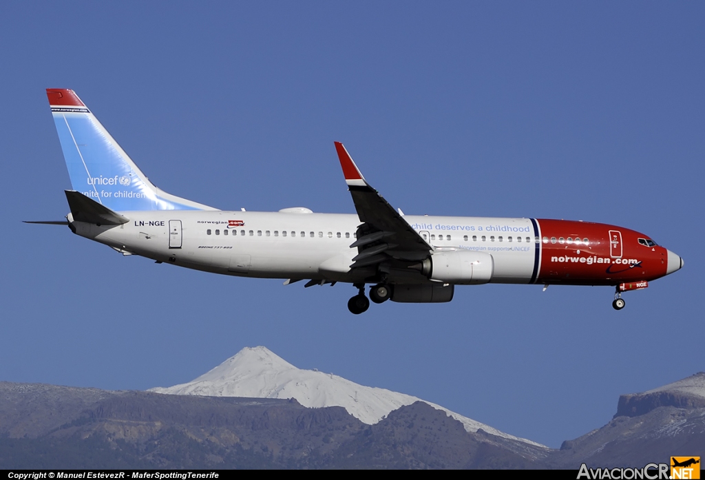 LN-NGE - Boeing 737-8JP - Norwegian Air Shuttle