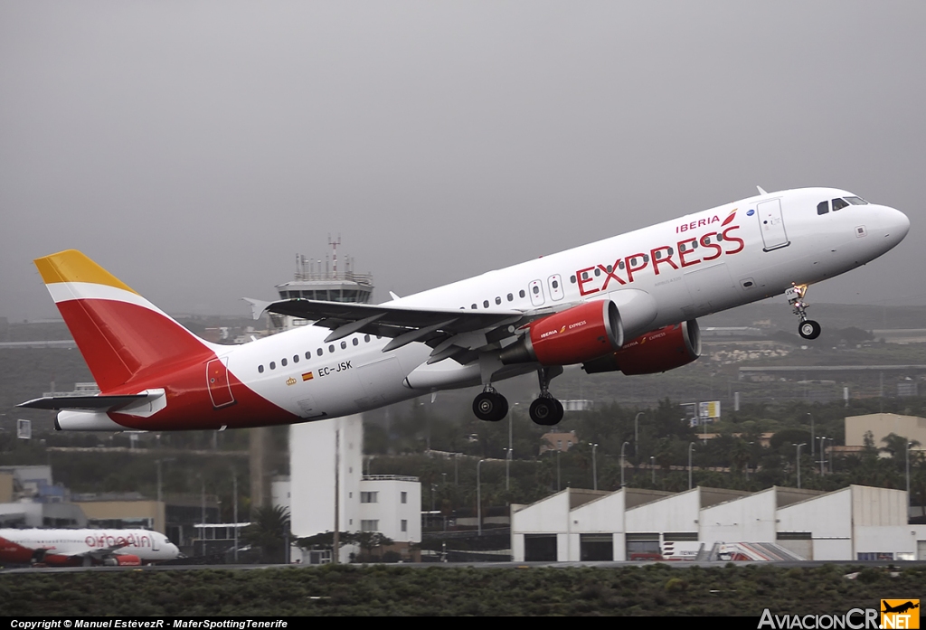 EC-JSK - Airbus A320-214 - Iberia Express