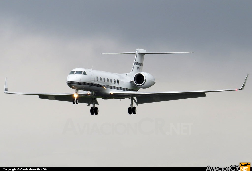 N721V - Gulfstream Aerospace G-V-SP Gulfstream G550 - Privado