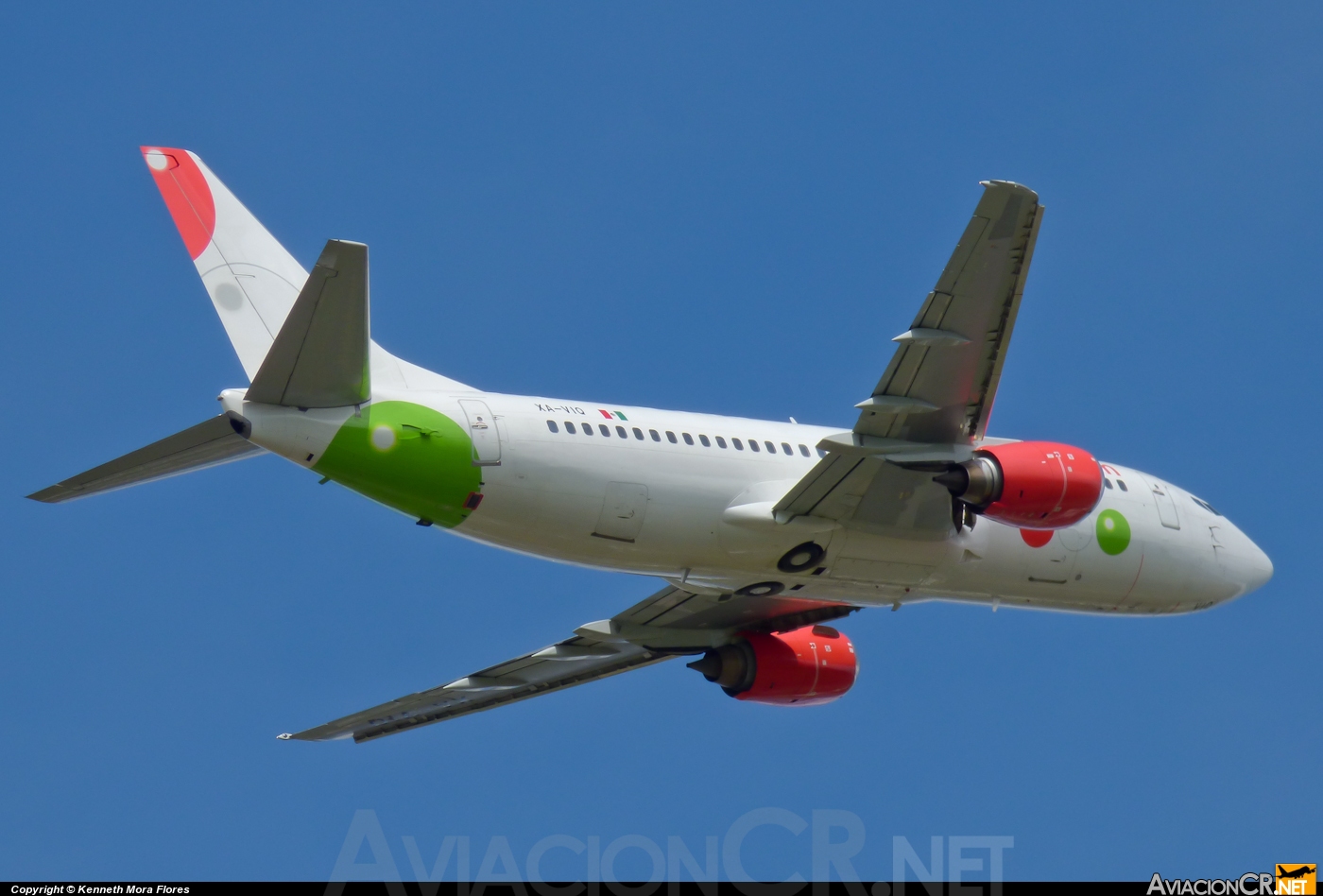 XA-VIQ - Boeing 737-33A - Viva Aerobus