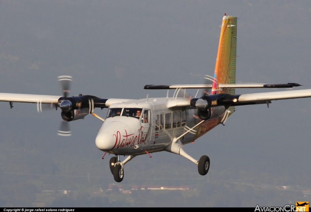 TI-AZD - De Havilland Canada DHC-6-300 Twin Otter - Nature Air