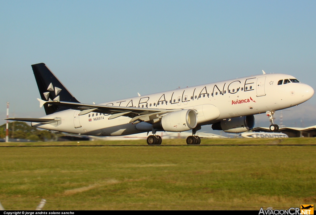 N689TA - Airbus A320-214 - Avianca