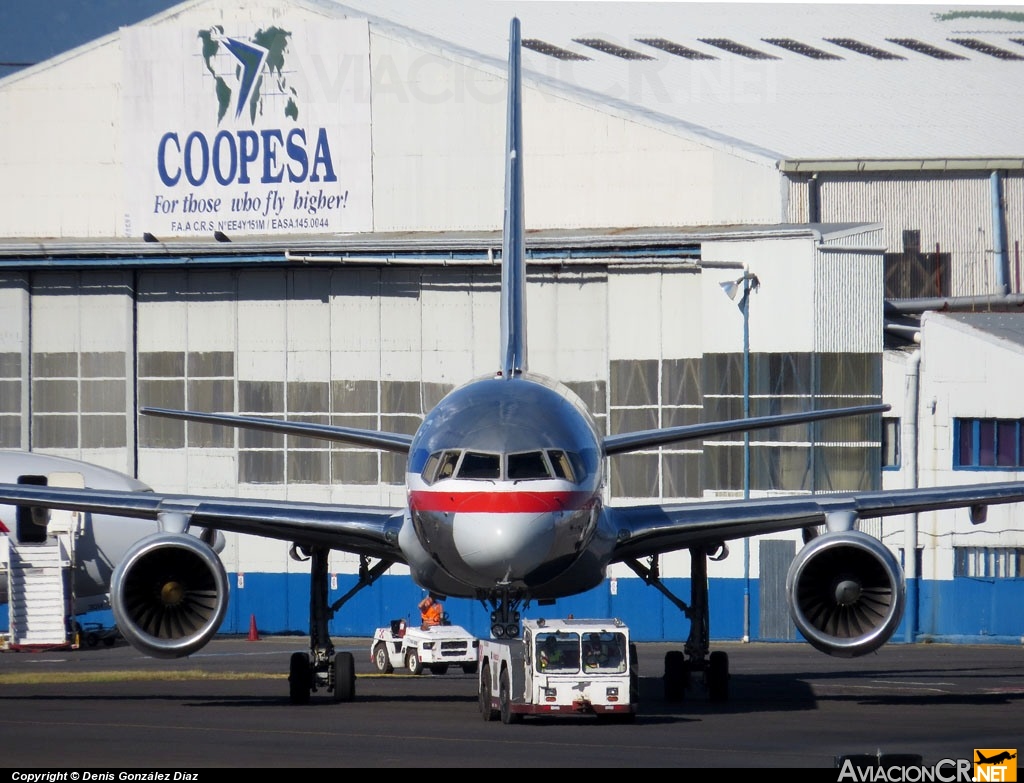 N693AA - Boeing 757-223 - American Airlines