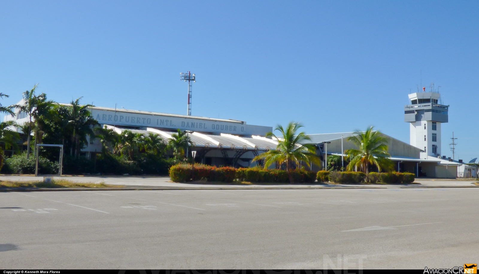 MRLB - Aeropuerto - Aeropuerto