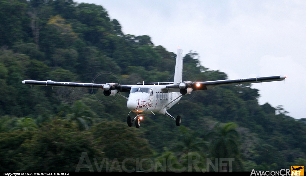 TI-BDZ - De Havilland Canada DHC-6-300 Twin Otter/VistaLiner - Nature Air