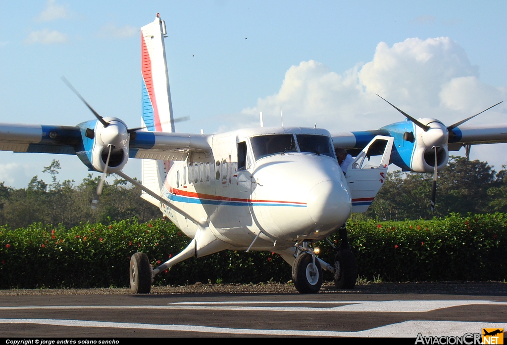 TI-ATZ - de Havilland DHC-6-200 Twin Otter - Aviones Taxi Aéreo S.A (ATASA)