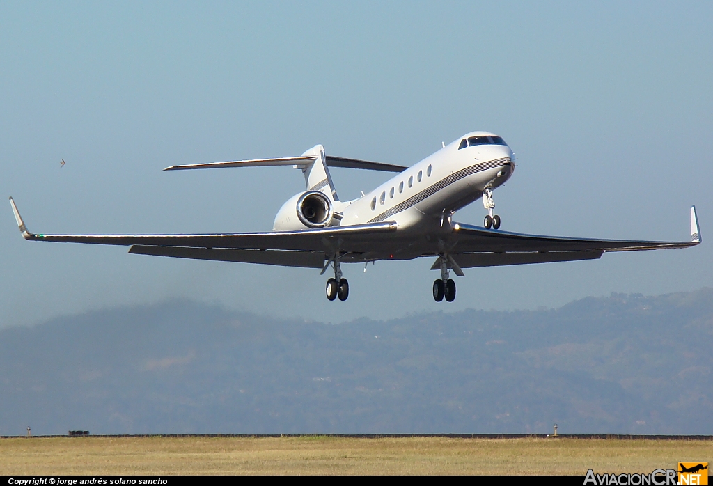 N721V - Gulfstream Aerospace G-V-SP Gulfstream G550 - Privado