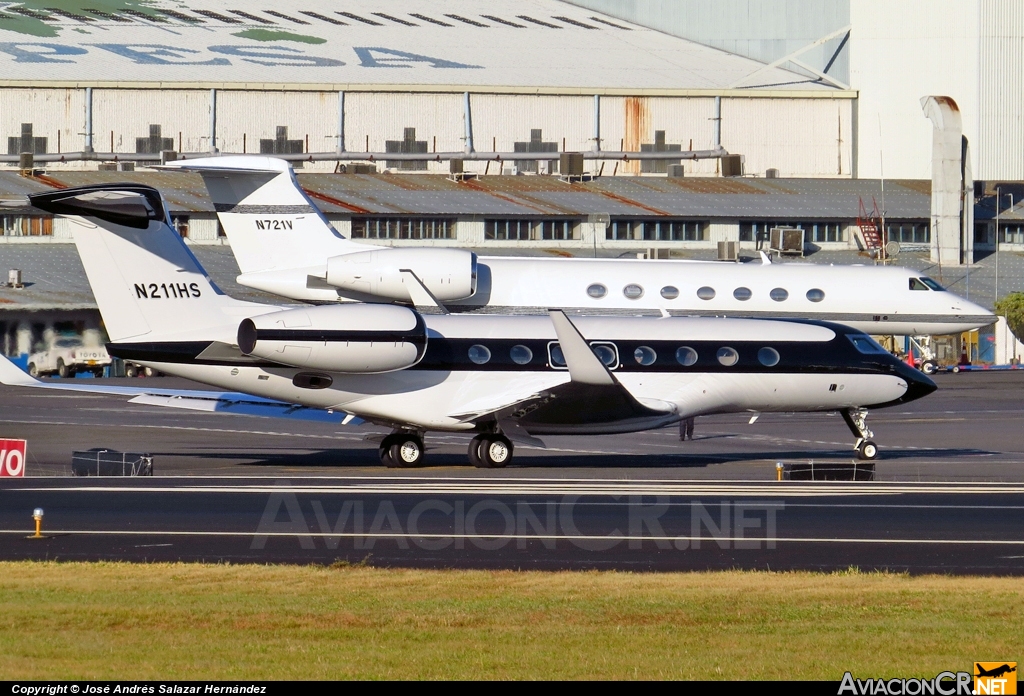 N211HS - Gulfstream G650 - Prviado (Starbucks Coffee)