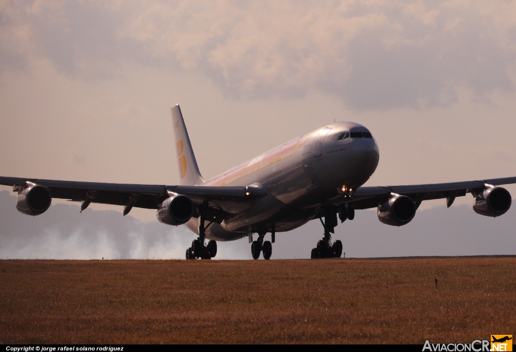 EC-GLE - Airbus A340-313 - Iberia