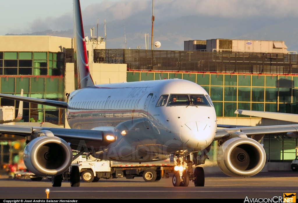 N988TA - Embraer 190-100IGW - TACA