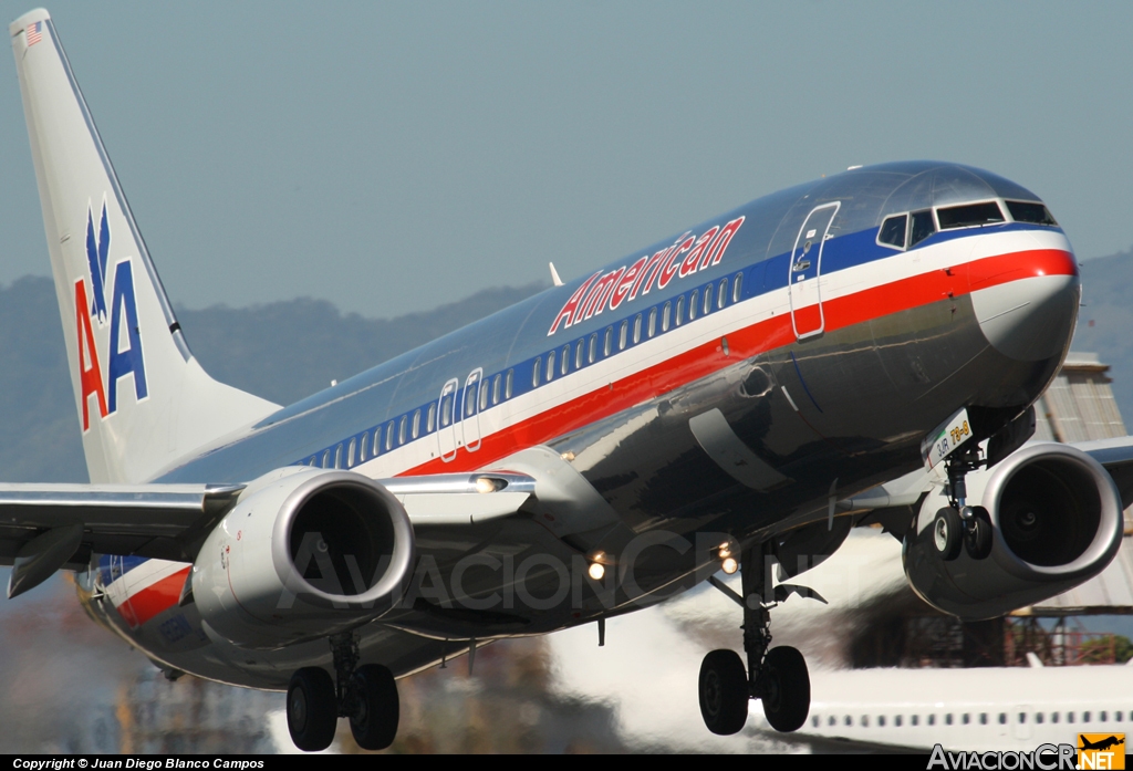 N906NN - Boeing 737-823(WL) - American Airlines