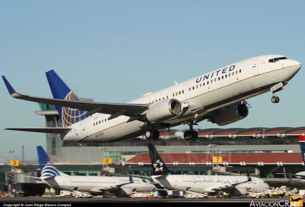 N77510 - Boeing 737-824 - United Airlines