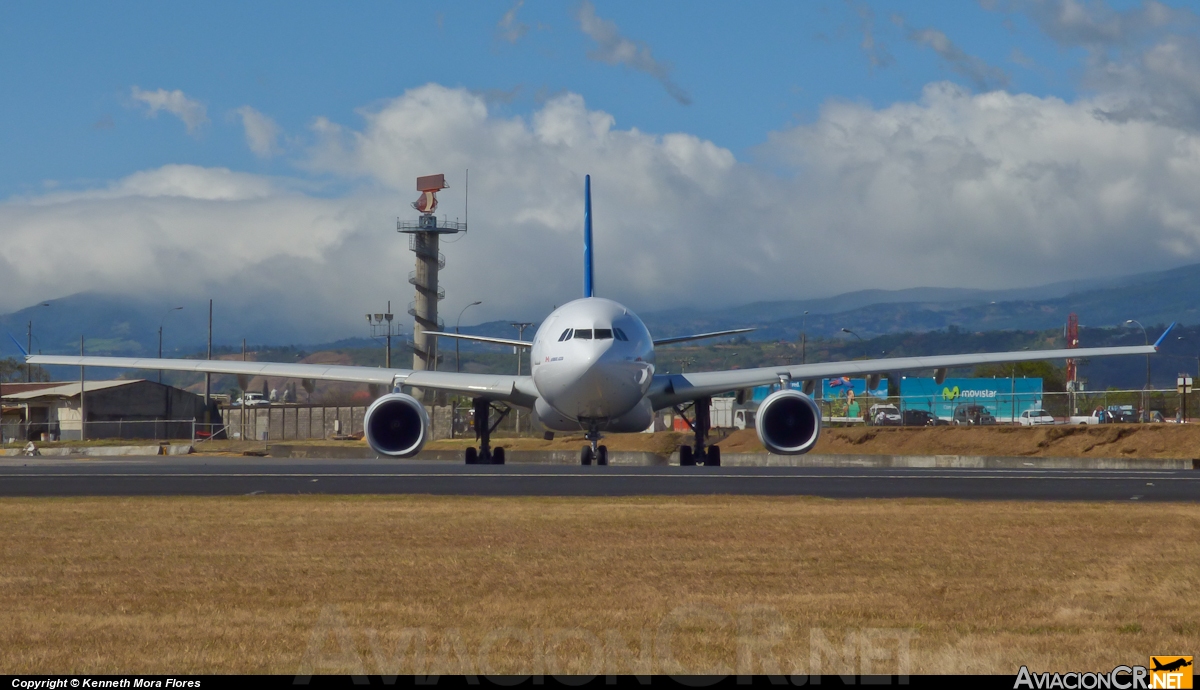 C-GTSZ - Airbus A330-243 - Air Transat