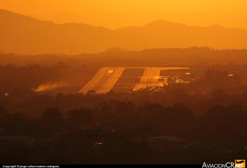 MROC - Aeropuerto - Aeropuerto