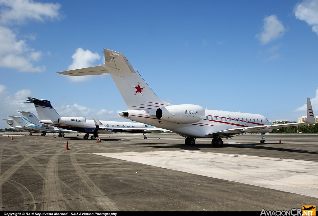 M-CCCP - Bombardier BD-700-1A11 Global 5000 - Privado