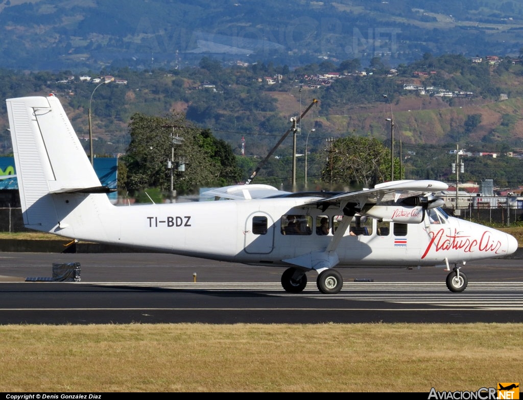 TI-BDZ - De Havilland Canada DHC-6-300 Twin Otter/VistaLiner - Nature Air