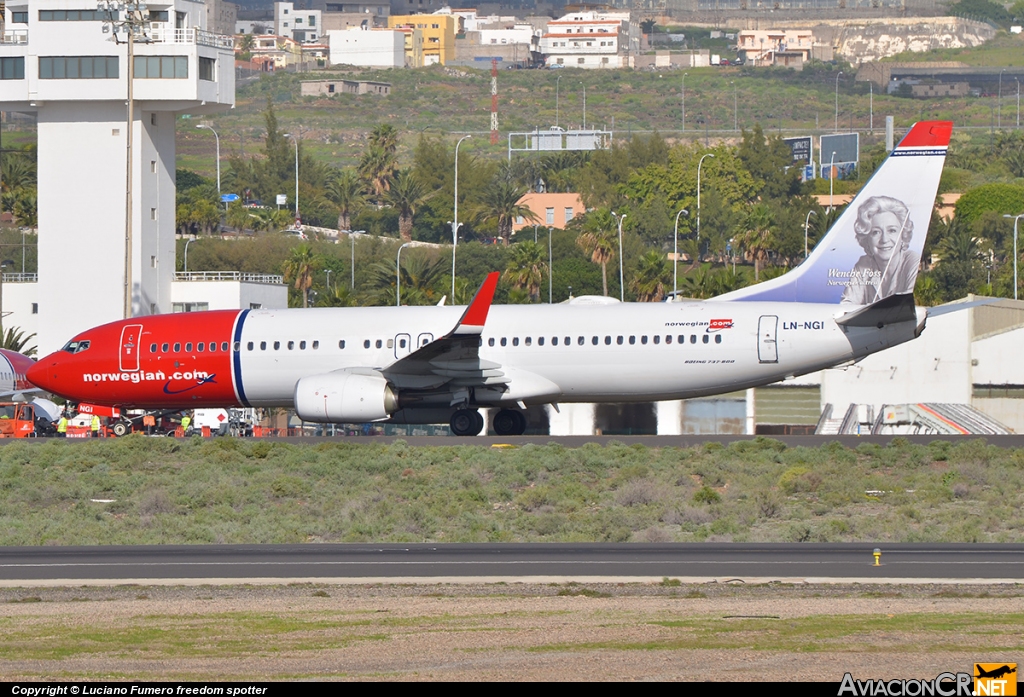 LN-NGI - Boeing	737-8JP/W - Norwegian Air Shuttle