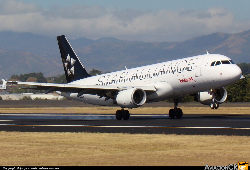 N689TA - Airbus A320-214 - Avianca