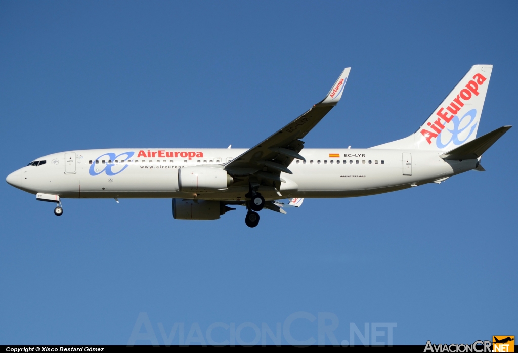 EC-LYR - Boeing 737-85P - Air Europa