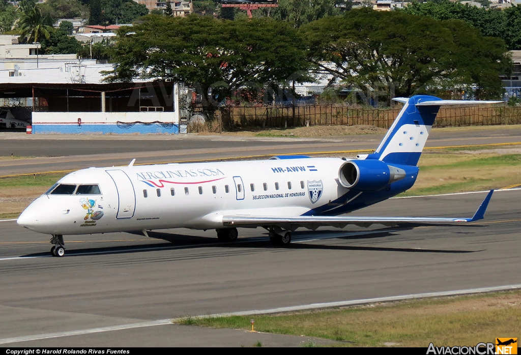 HR-AWW - Canadair CL-600-2B19 Regional Jet CRJ-100ER - Aerolineas Sosa