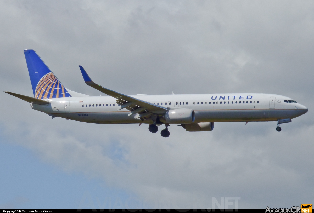 N39461 - Boeing 737-924ER - United Airlines