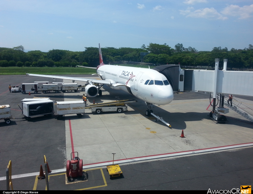 N570TA - Airbus A321-231 - TACA