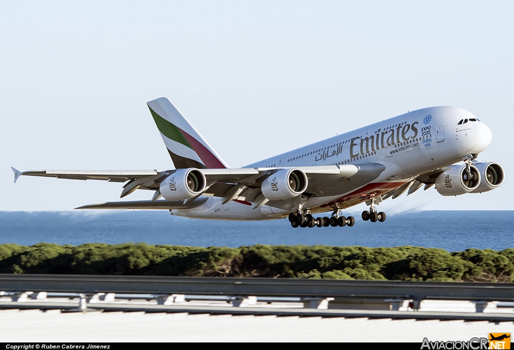 A6-EEI - Airbus A380-861 - Emirates