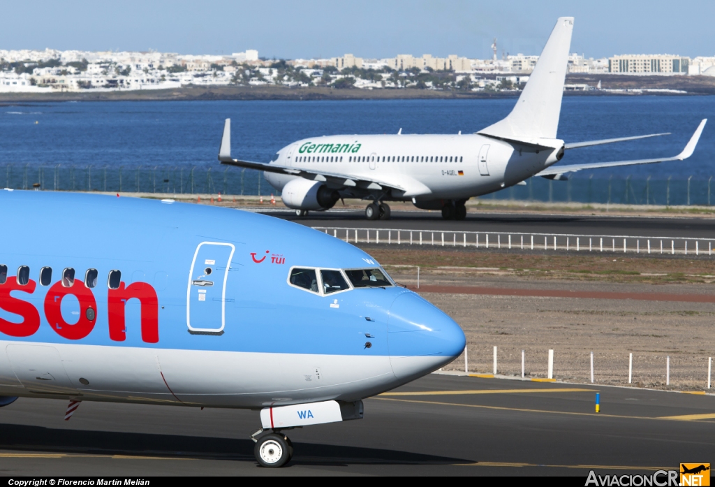 G-TAWA - Boeing 737-8K5 - Thomson Airways