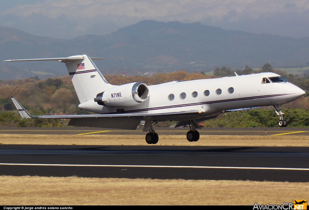 N71NE - Gulfstream Aerospace G-IV Gulfstream IV - Privado